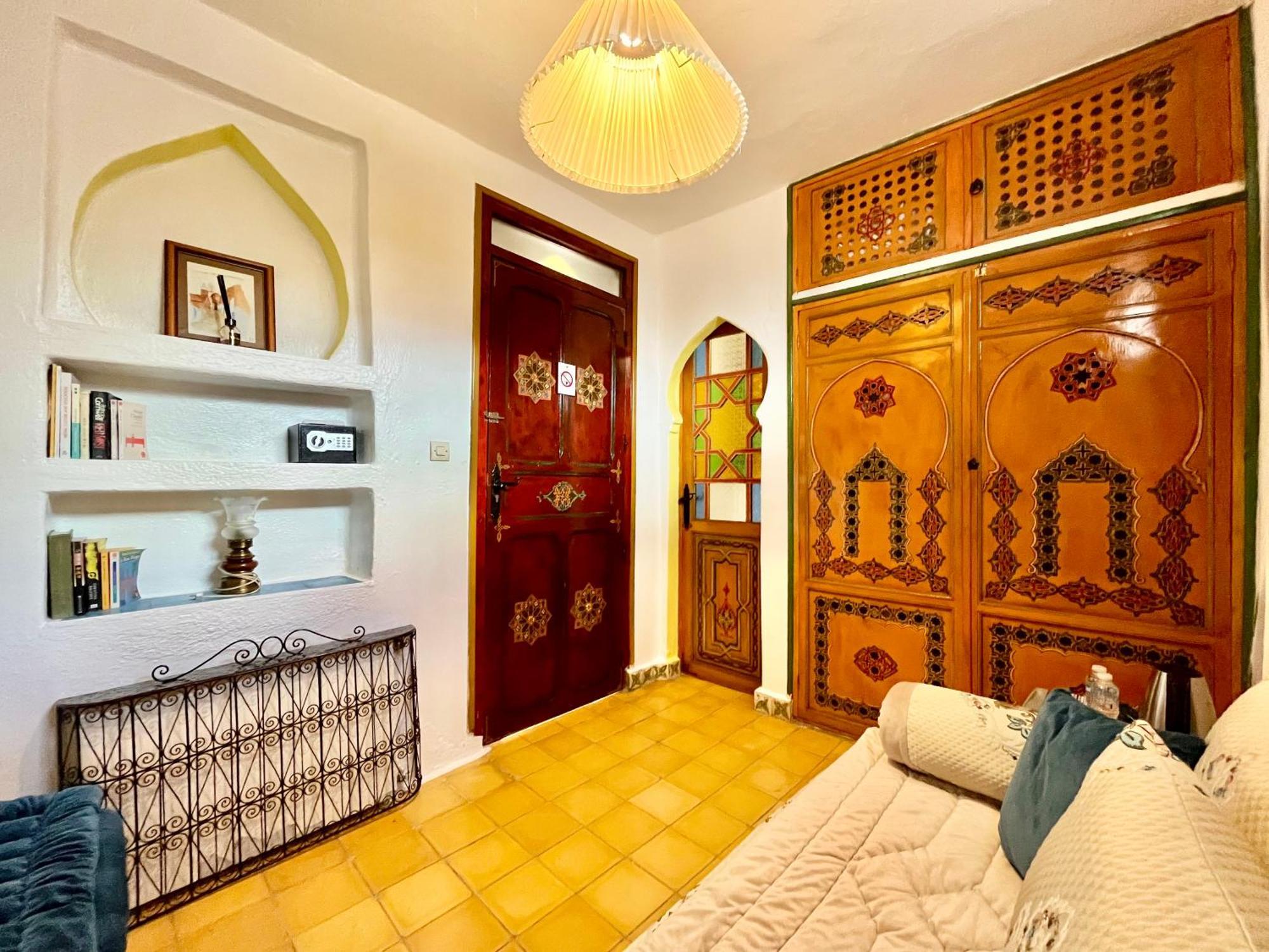 Dar Meziana Bed & Breakfast Чефчауен Екстериор снимка
