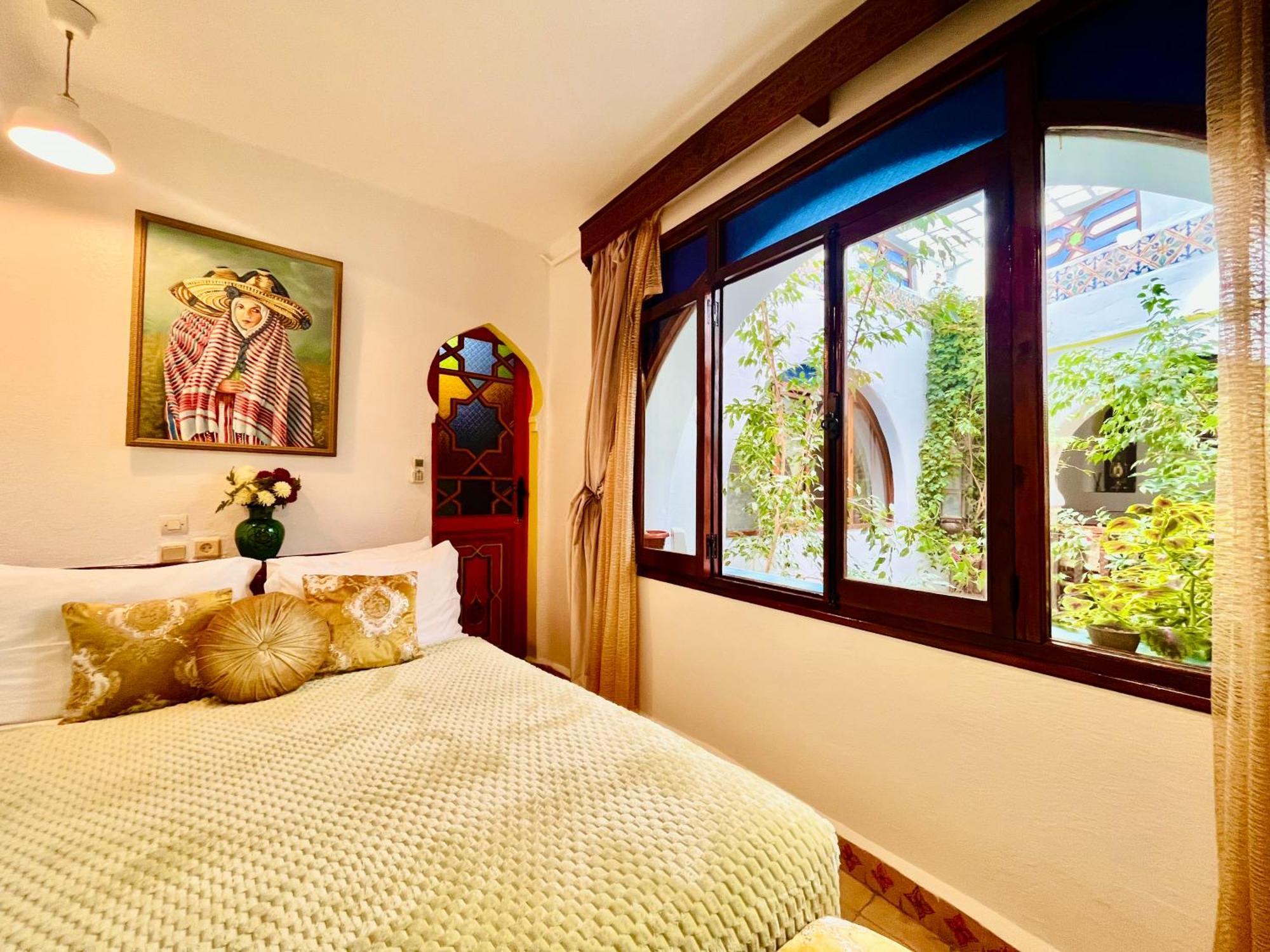 Dar Meziana Bed & Breakfast Чефчауен Екстериор снимка