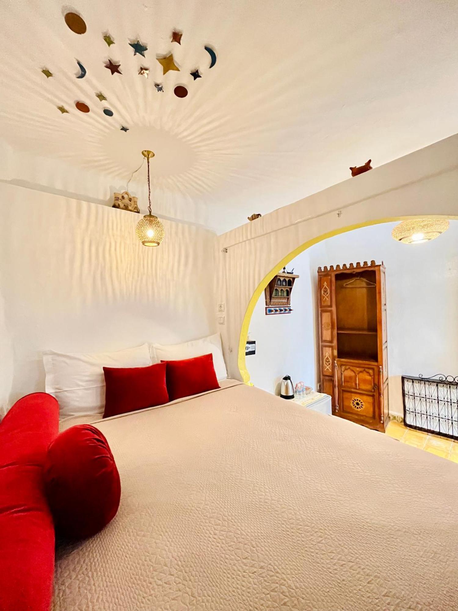 Dar Meziana Bed & Breakfast Чефчауен Екстериор снимка