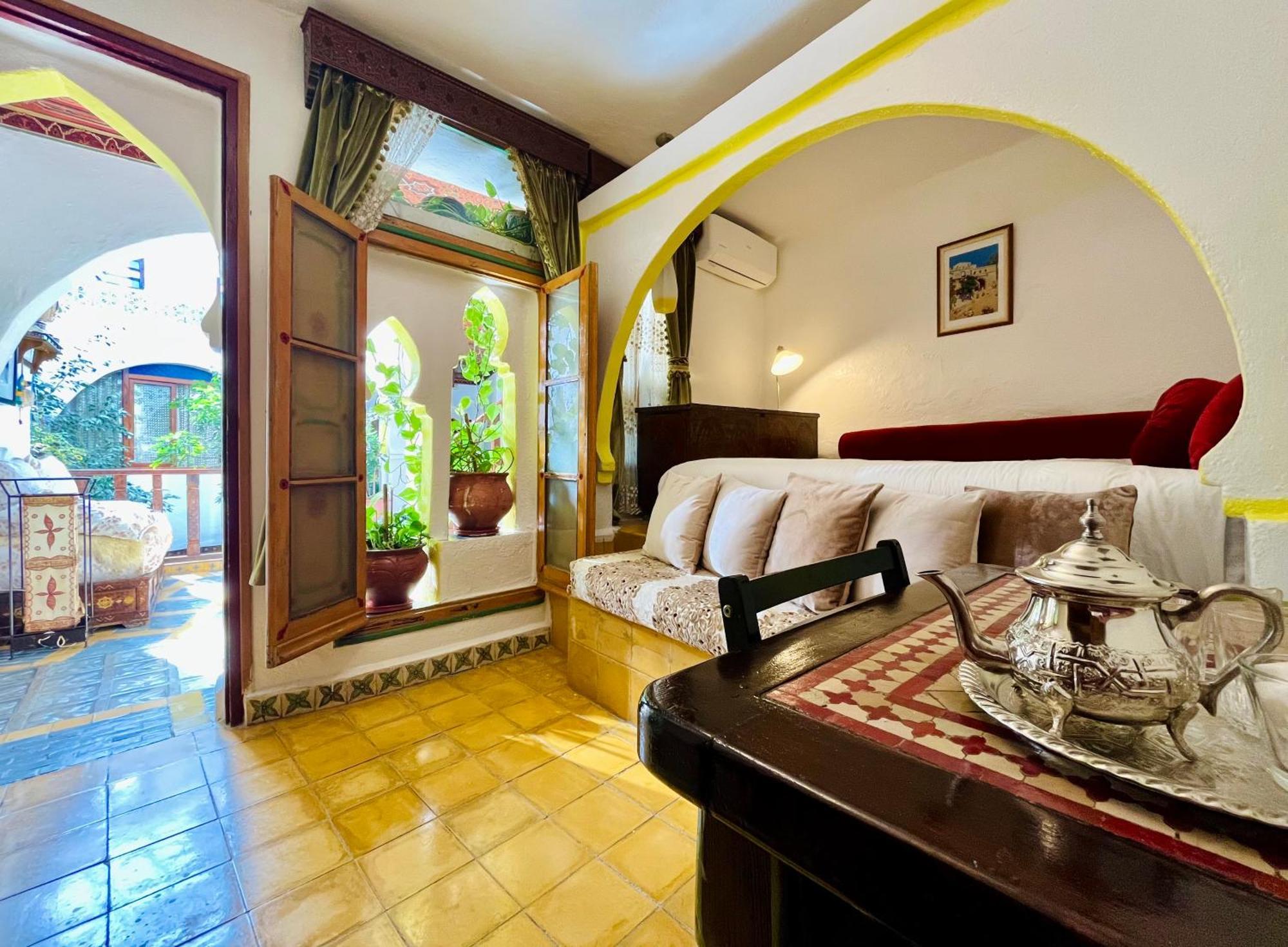 Dar Meziana Bed & Breakfast Чефчауен Екстериор снимка