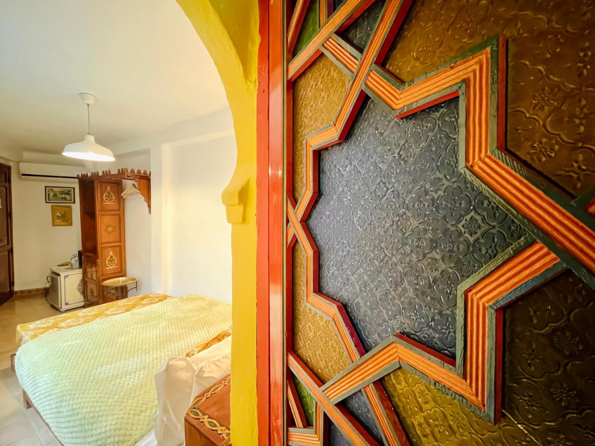 Dar Meziana Bed & Breakfast Чефчауен Екстериор снимка