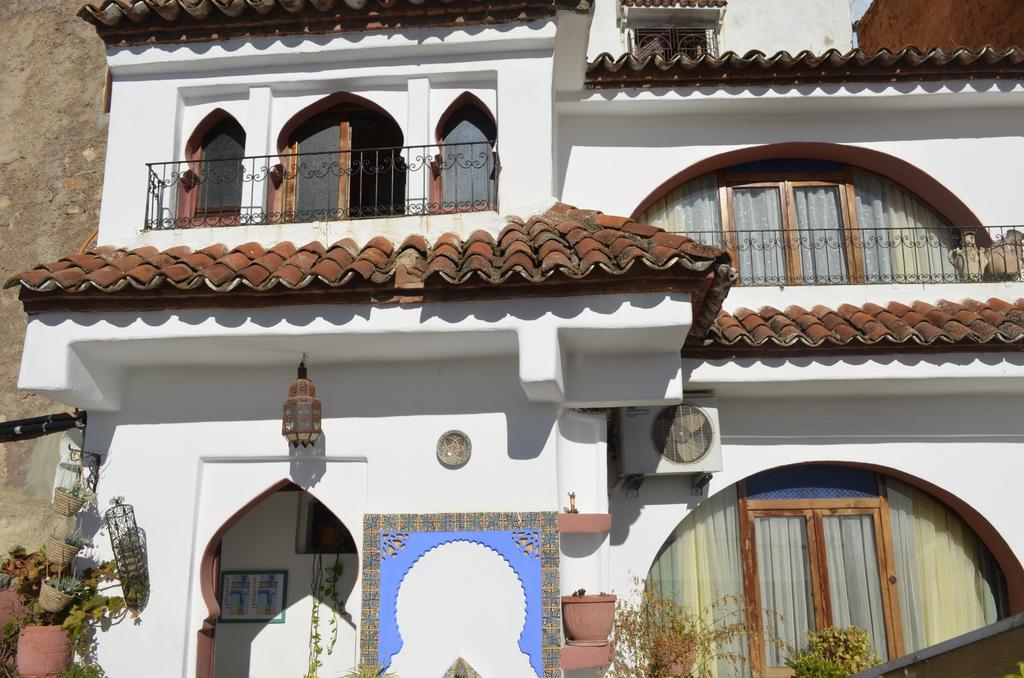 Dar Meziana Bed & Breakfast Чефчауен Екстериор снимка